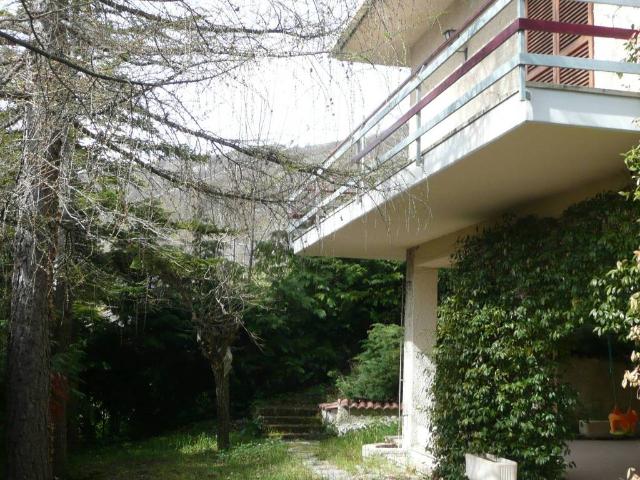 Villa in vendita a Isola del Gran Sasso d'Italia TE