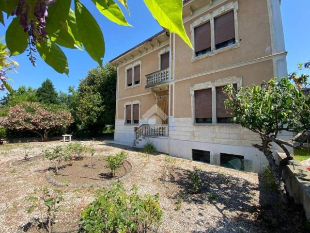 Villa in vendita a Isola della Scala VR