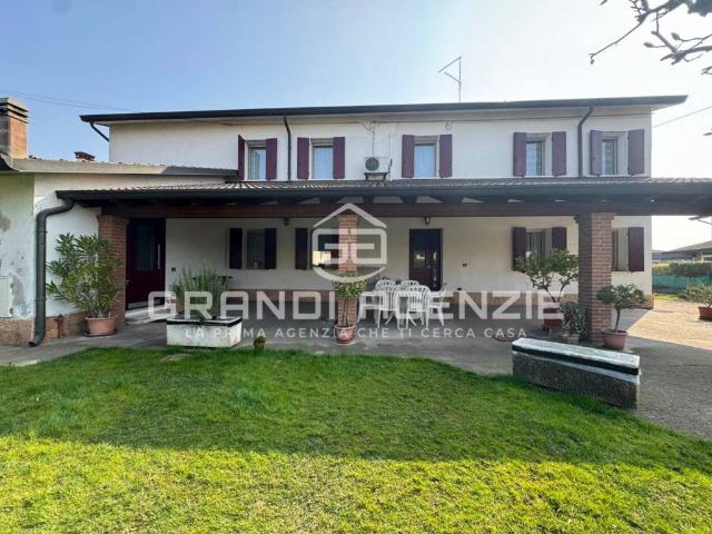 Villa in vendita a Isola della Scala VR