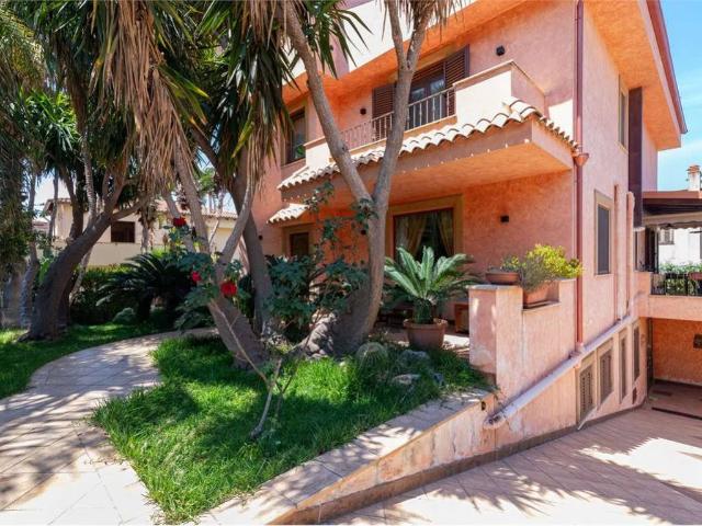 Villa in vendita a Isola delle Femmine PA