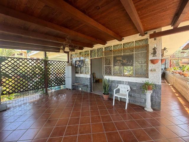 Villa in vendita a Isola delle Femmine PA