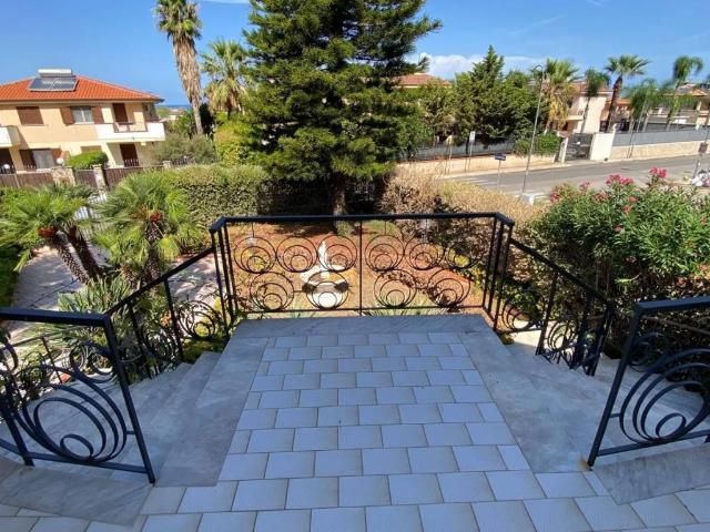 Villa in vendita a Isola delle Femmine PA