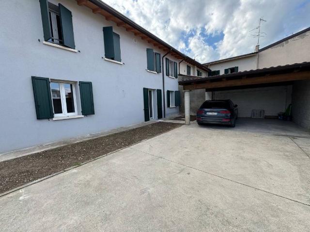 Villa in vendita a Isorella BS