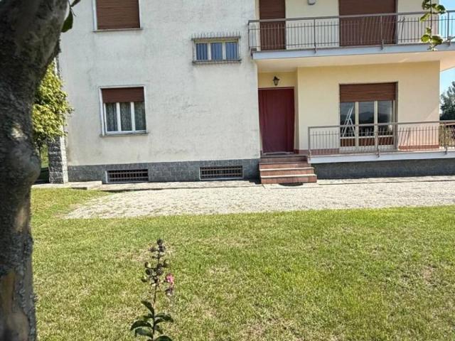 Villa in vendita a Ispra VA