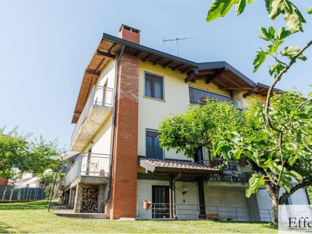 Villa in vendita a Ispra VA