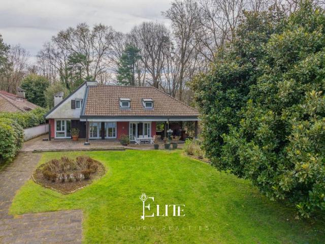 Villa in vendita a Ispra VA