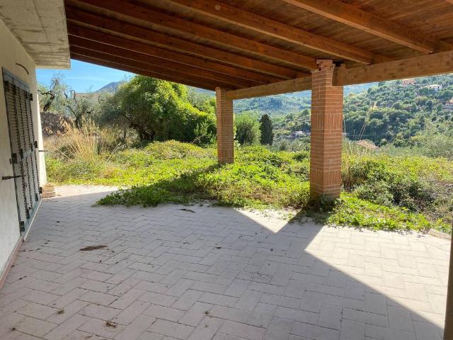 Villa in vendita a Itri LT