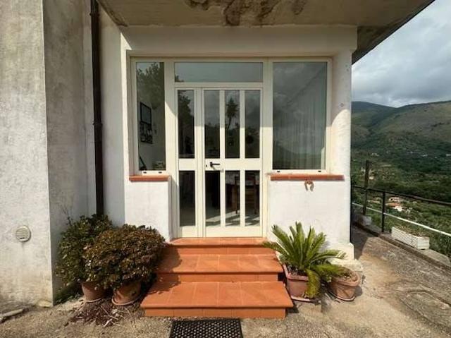 Villa in vendita a Itri LT