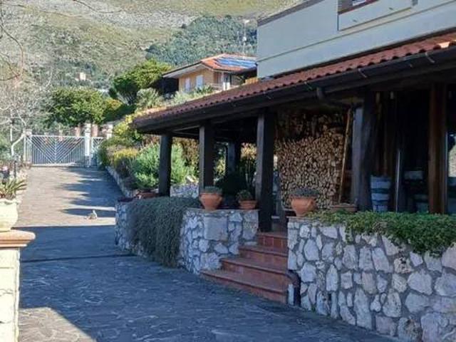 Villa in vendita a Itri LT