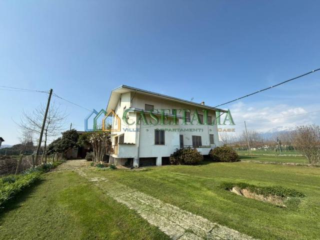 Villa in vendita a Ivrea TO