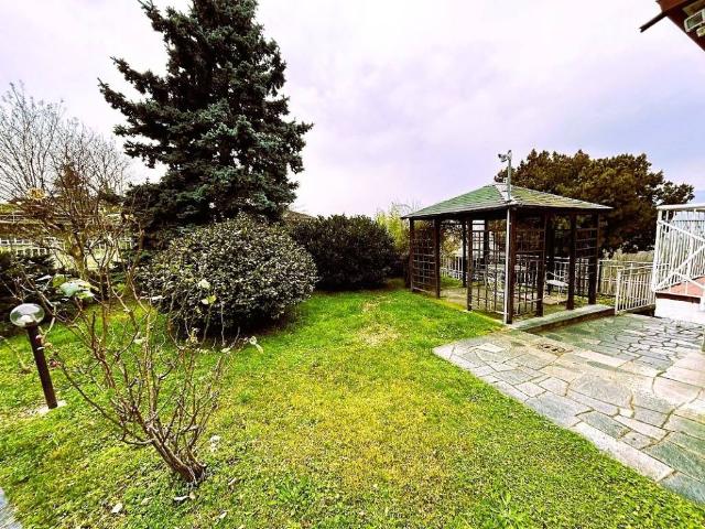 Villa in vendita a Ivrea TO