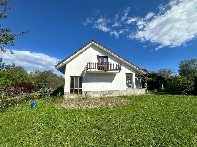 Villa in vendita a Ivrea TO