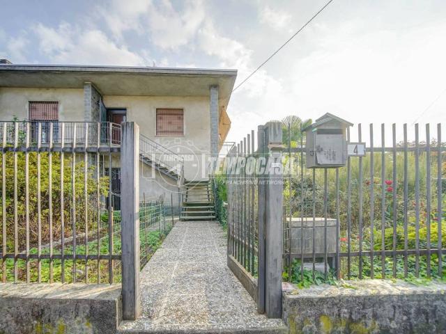 Villa in vendita a Jerago con Orago VA