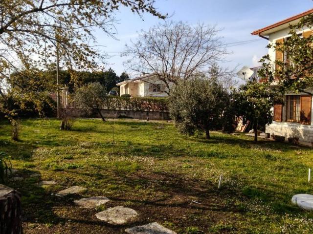 Villa in vendita a Jesi AN