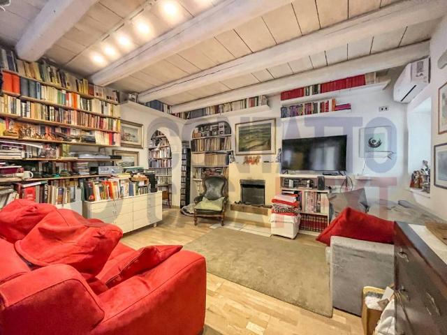 Villa in vendita a Jesi AN