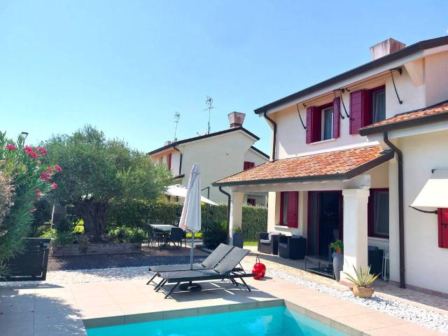 Villa in vendita a Jesolo VE