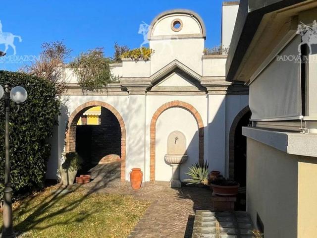 Villa in vendita a Jesolo VE