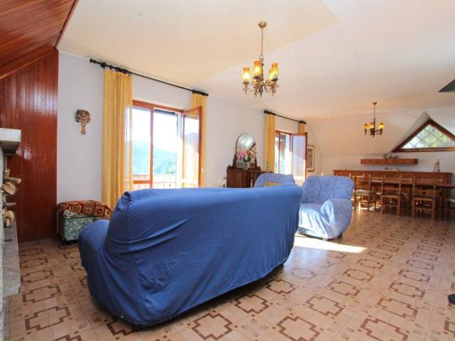 Villa in vendita a Onore BG
