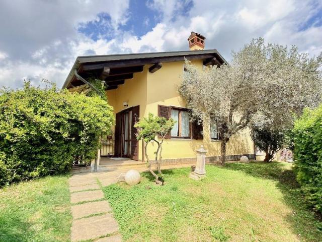 Villa in vendita a Occhieppo Superiore BI