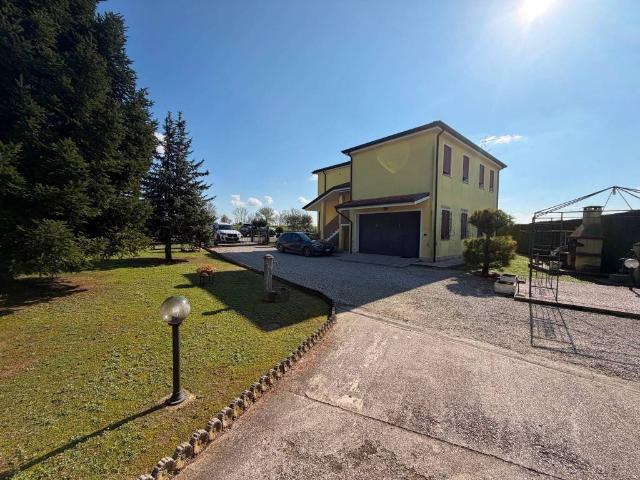 Villa in vendita a Occhiobello RO