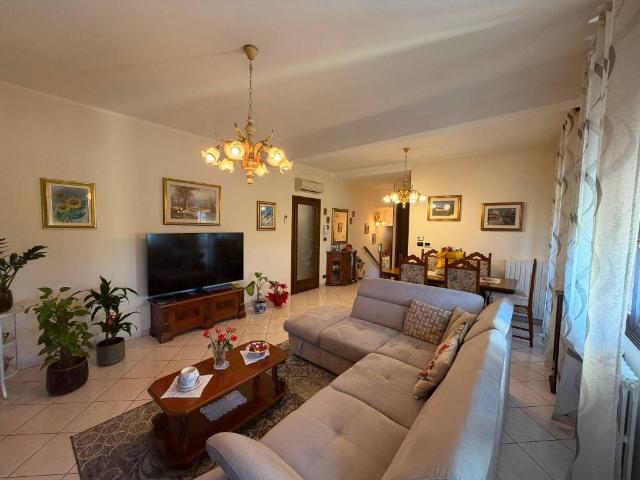 Villa in vendita a Occhiobello RO