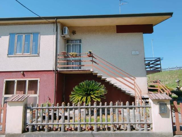 Villa in vendita a Occhiobello RO