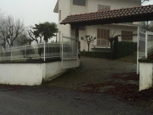 Villa in vendita a Odalengo Piccolo AL