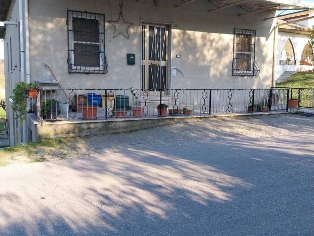Villa in vendita a Offida AP