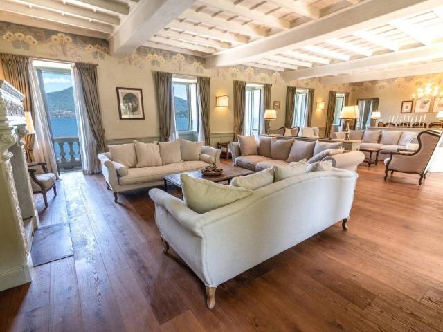 Villa in vendita a Oggebbio VB