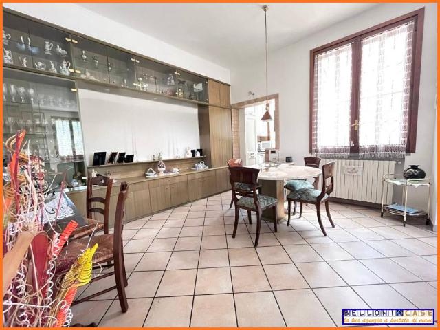 Villa in vendita a Oggiona con Santo Stefano VA