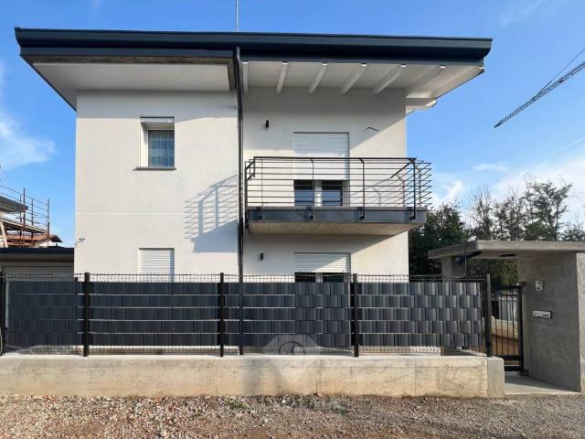Villa in vendita a Oggiona con Santo Stefano VA