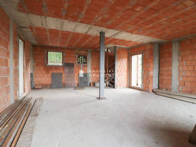 Villa in vendita a Oggiono LC