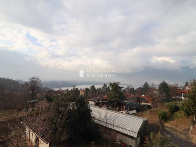Villa in vendita a Oggiono LC