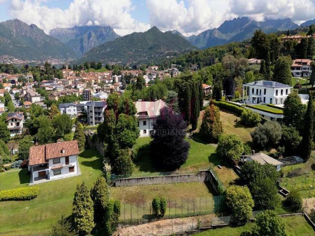 Villa in vendita a Oggiono LC