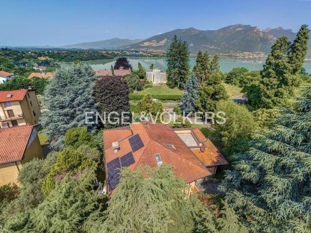 Villa in vendita a Oggiono LC