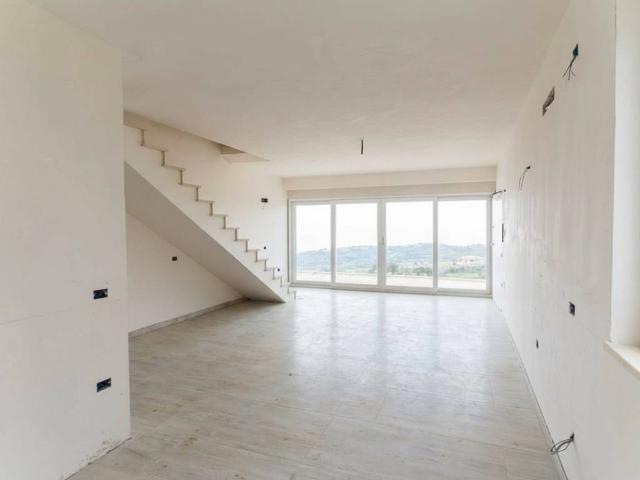 Villa in vendita a Ogliastro Cilento SA