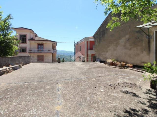 Villa in vendita a Ogliastro Cilento SA