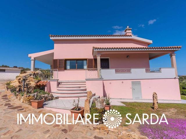 Villa in vendita a Olbia