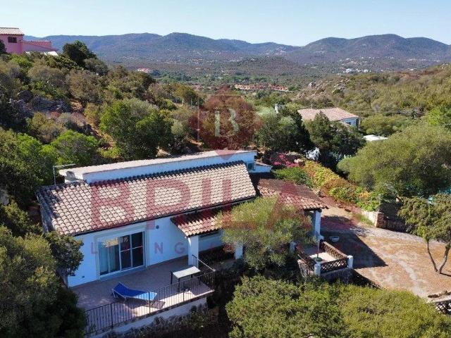 Villa in vendita a Olbia