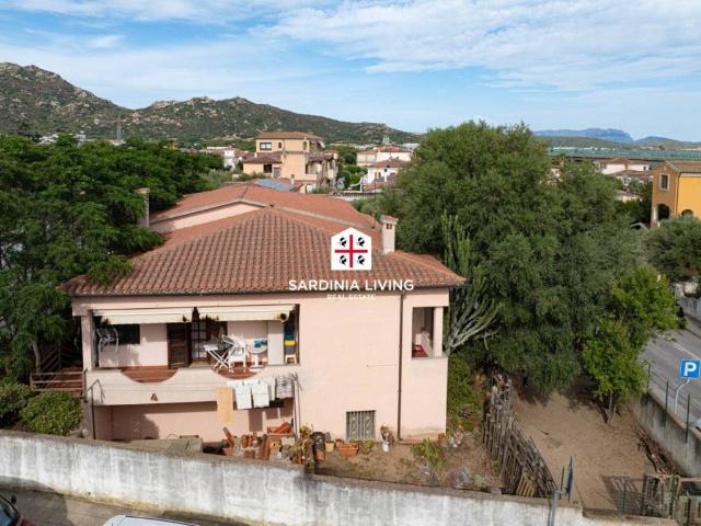 Villa in vendita a Olbia OT