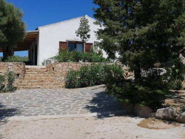 Villa in vendita a Olbia OT