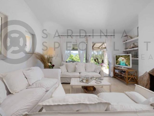 Villa in vendita a Olbia OT