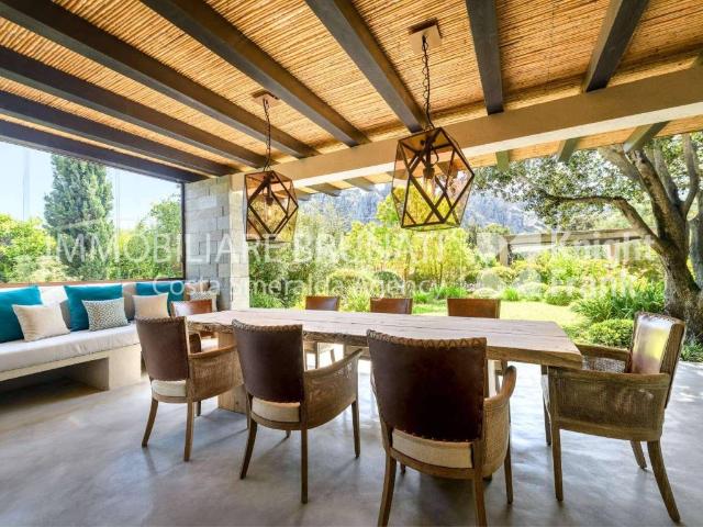 Villa in vendita a Olbia OT