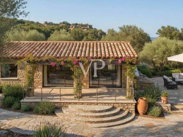 Villa in vendita a Olbia OT