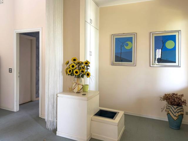 Villa in vendita a Oleggio