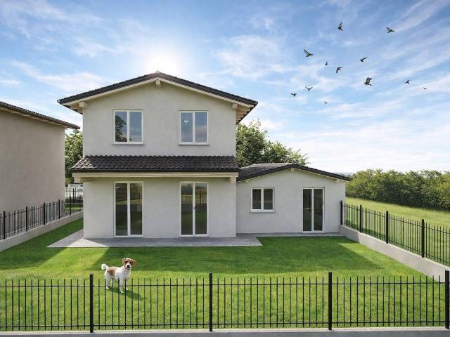 Villa in vendita a Oleggio NO