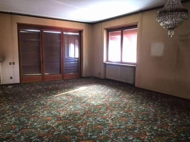 Villa in vendita a Oleggio NO