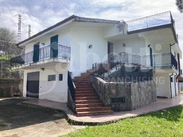 Villa in vendita a Olevano sul Tusciano SA