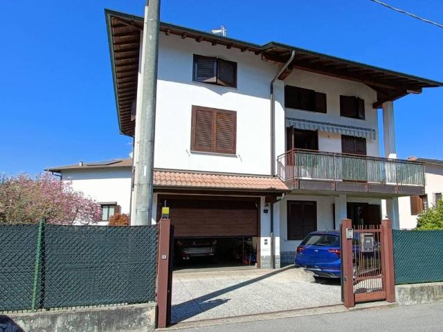 Villa in vendita a Olgiate Comasco CO