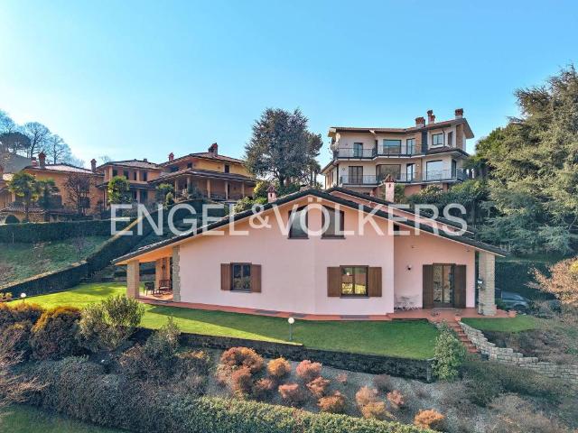 Villa in vendita a Olgiate Molgora LC